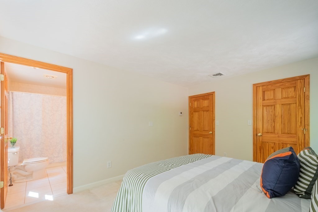 48 Baskin Road Lexington, MA 02421 - Photo 33 of 42 Gallery Image 33
