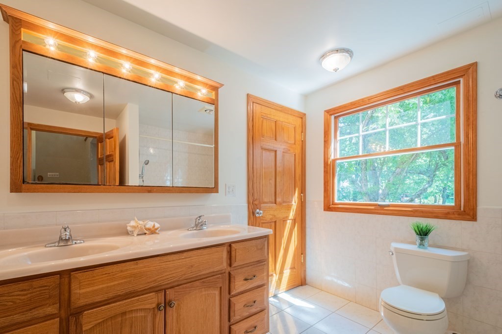 48 Baskin Road Lexington, MA 02421 - Photo 34 of 42 Gallery Image 34