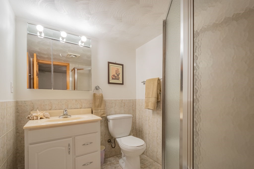 48 Baskin Road Lexington, MA 02421 - Photo 39 of 42 Gallery Image 39