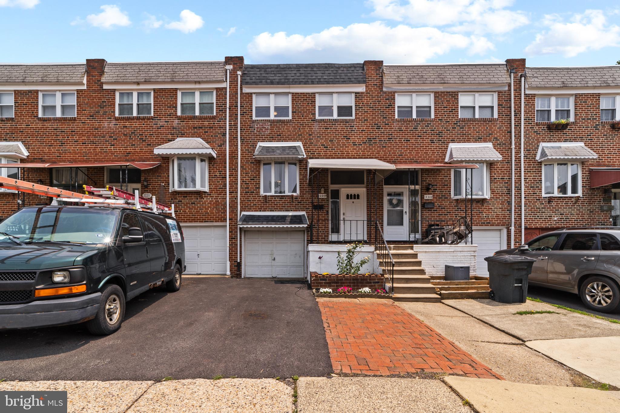 12209 Aster Road Philadelphia, PA 19154 - Photo 1 of 25