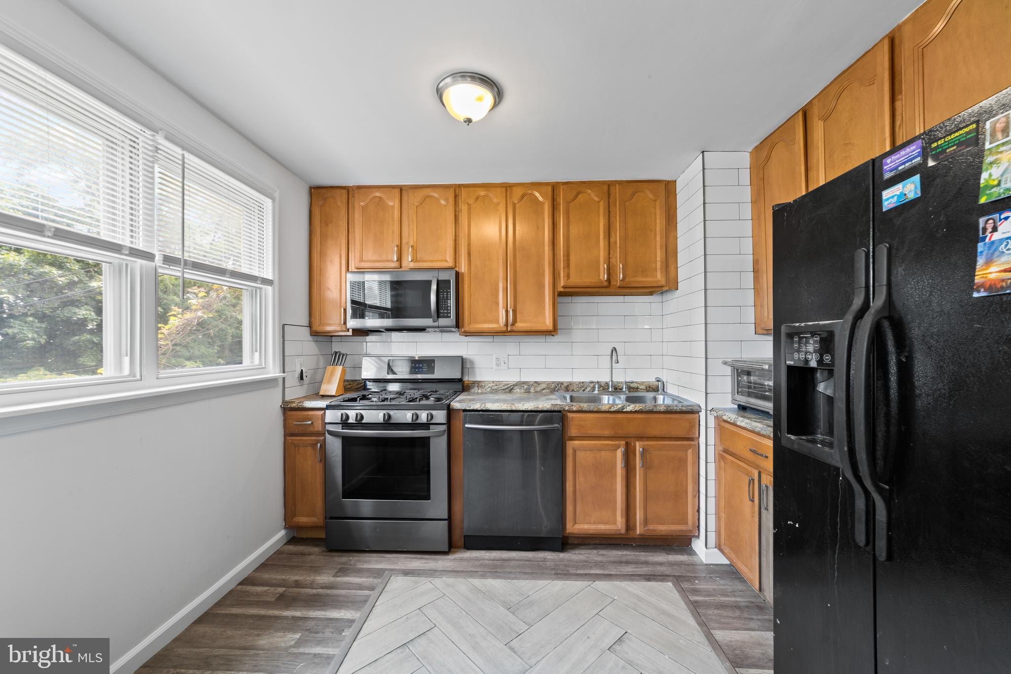 12209 Aster Road Philadelphia, PA 19154 - Photo 13 of 25