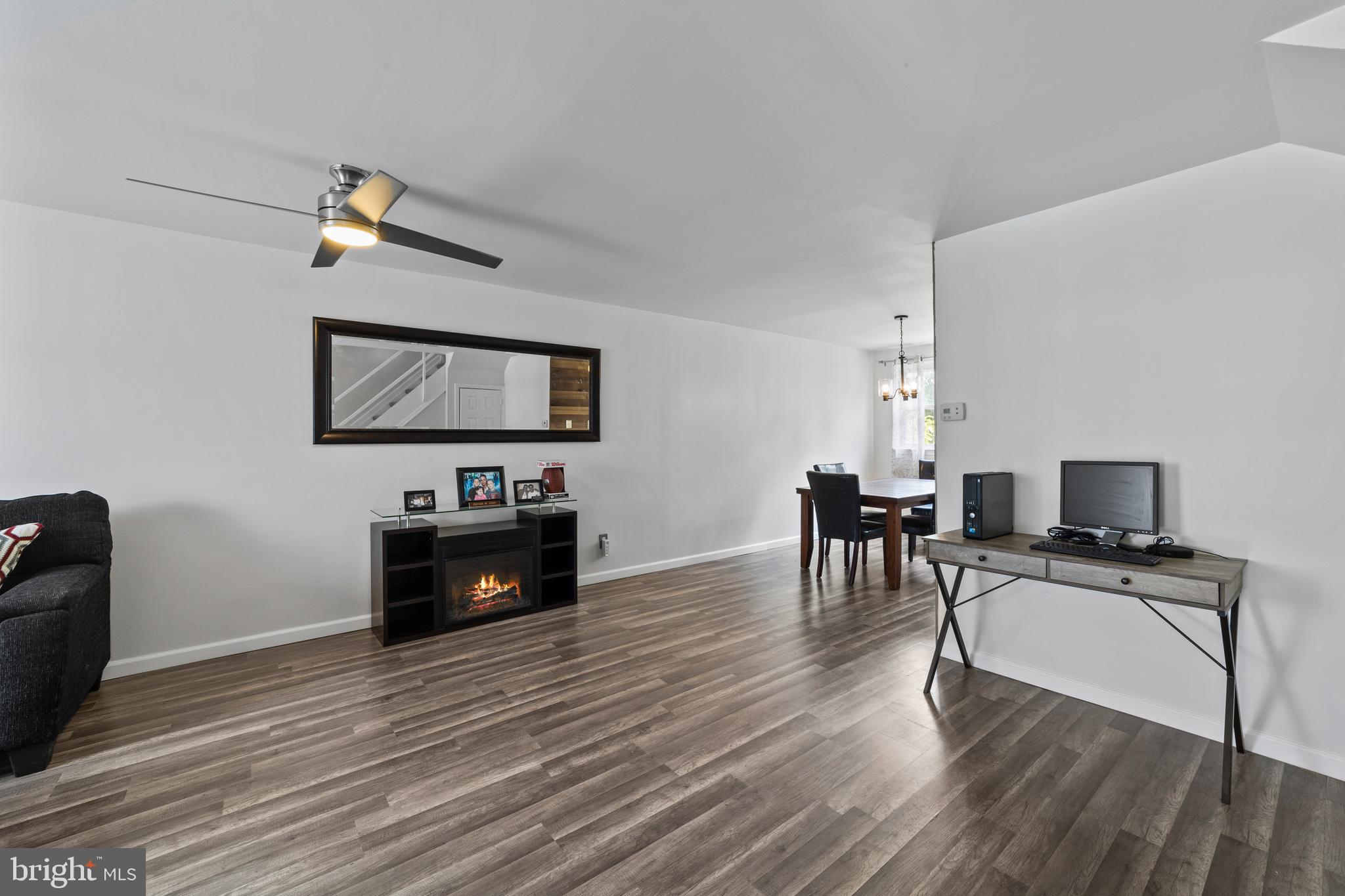 12209 Aster Road Philadelphia, PA 19154 - Photo 5 of 25