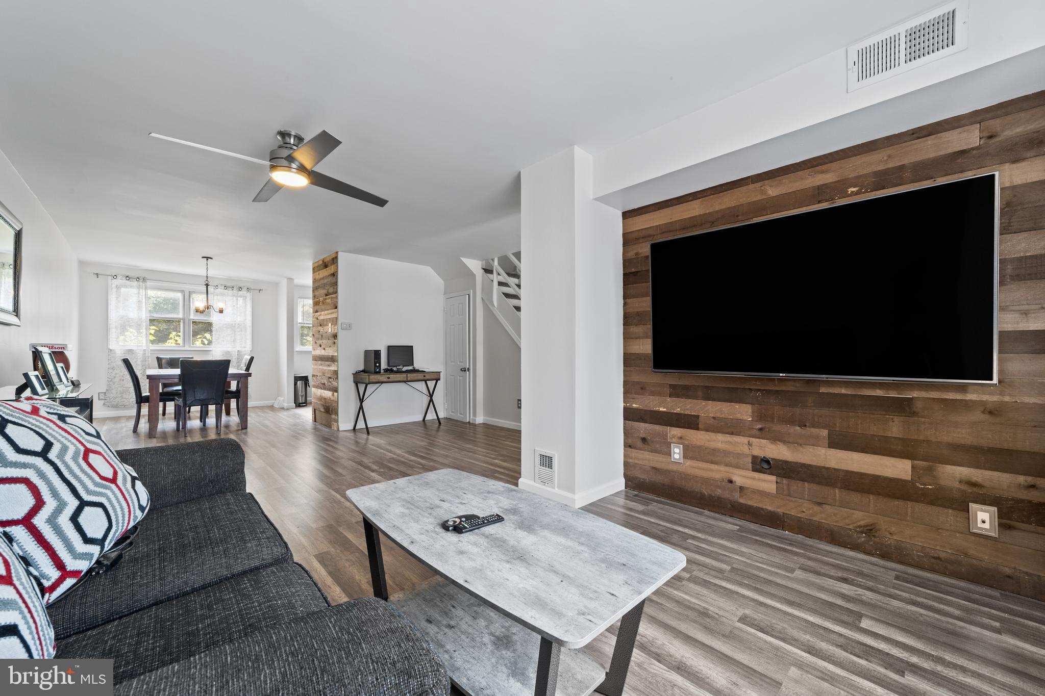 12209 Aster Road Philadelphia, PA 19154 - Photo 9 of 25