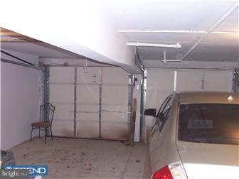 1622 Murdoch Road Philadelphia, PA 19150 - Photo 4 of 12 Garage