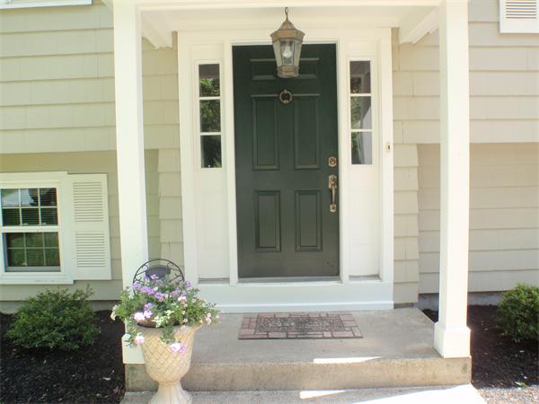18 Edgewood Road Scituate, MA 02066 - Photo 4 of 10 Gallery Image 4