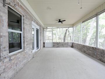 622 Nelson Point Road Niceville, FL 32578 - Photo 25 of 28 a view of an empty room with a window