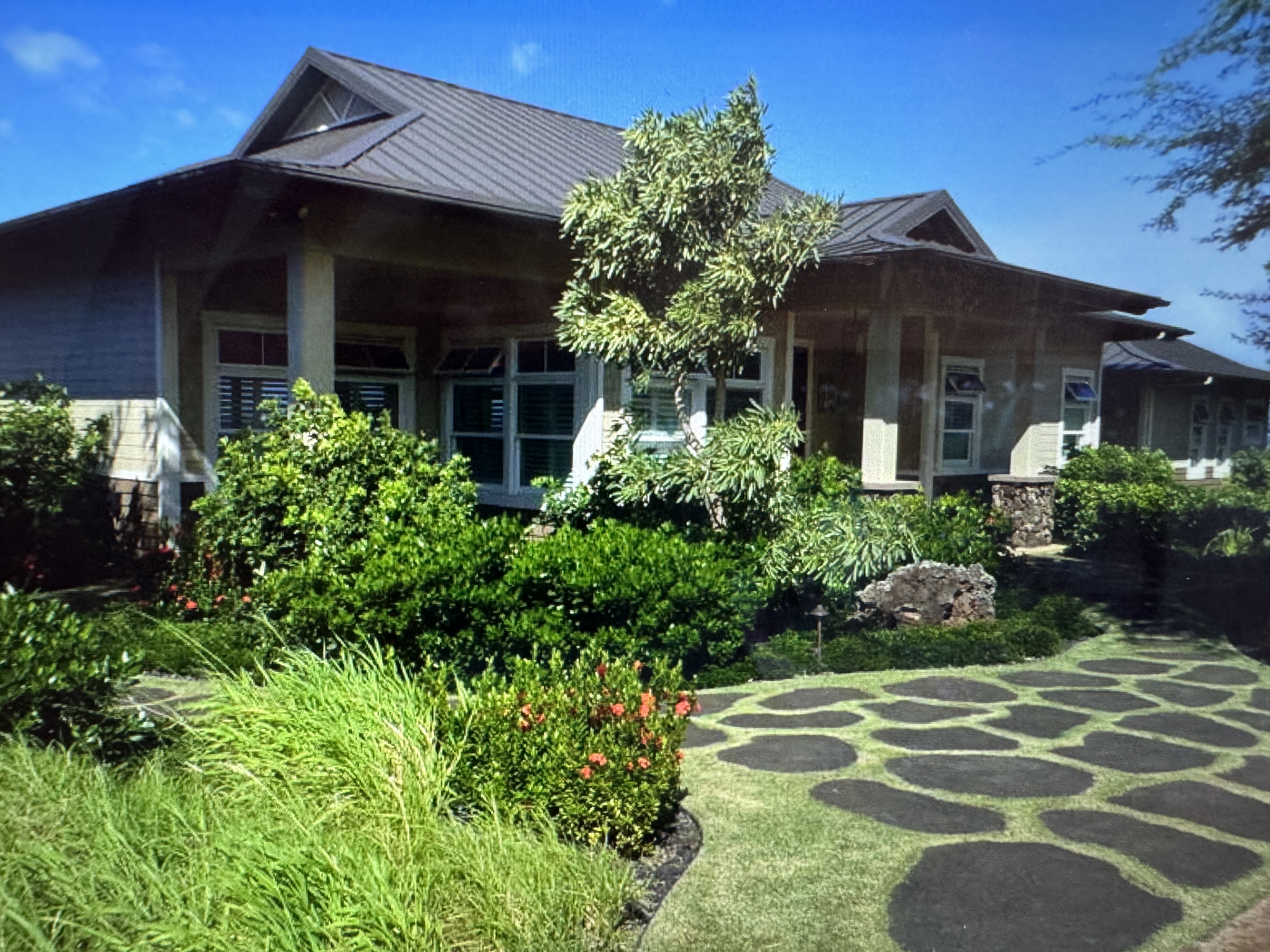 56-135 Lot 8-a Pualani Road Kamuela, HI 96743 - Photo 22 of 28 front view of a house with a yard