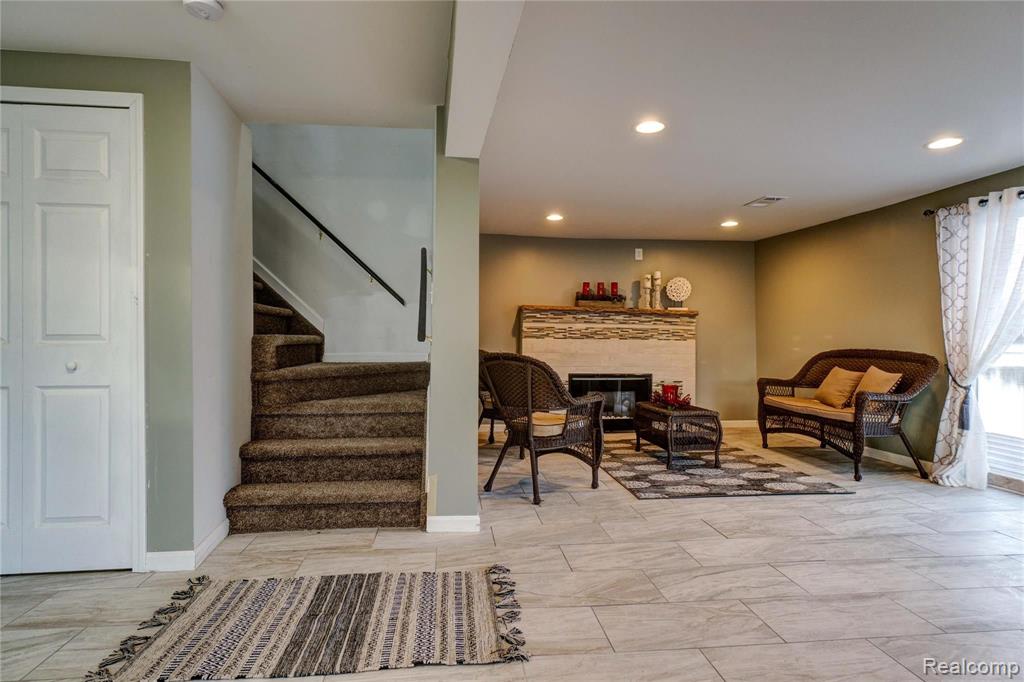 3545 Union Lake Road Commerce Township, MI 48382 - Photo 16 of 56