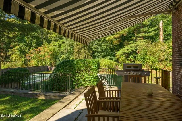 $1,350,000 | 65 Crofut Street, Pittsfield, MA 01201