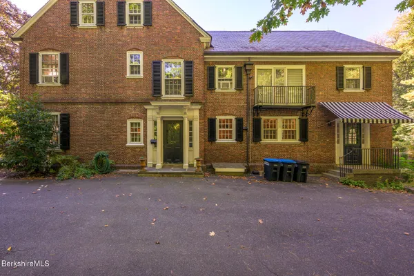 $1,350,000 | 65 Crofut Street, Pittsfield, MA 01201