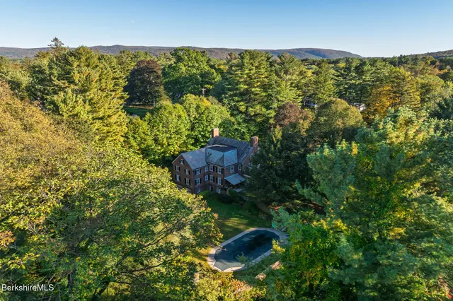 $1,350,000 | 65 Crofut Street, Pittsfield, MA 01201