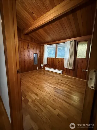 $2,595 | 3717 Lincoln Way, Unit A, Lynnwood, WA 98087