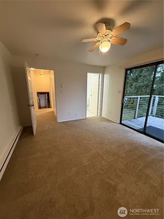 $2,595 | 3717 Lincoln Way, Unit A, Lynnwood, WA 98087