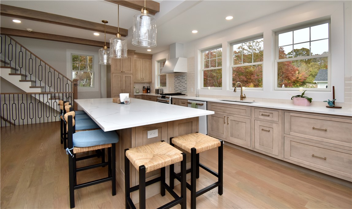 5 Phils Path Westerly, RI 02891 - Photo 2 of 34