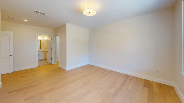 $715,092 | 1 Longview Drive, Unit 205, Atkinson, NH 03811