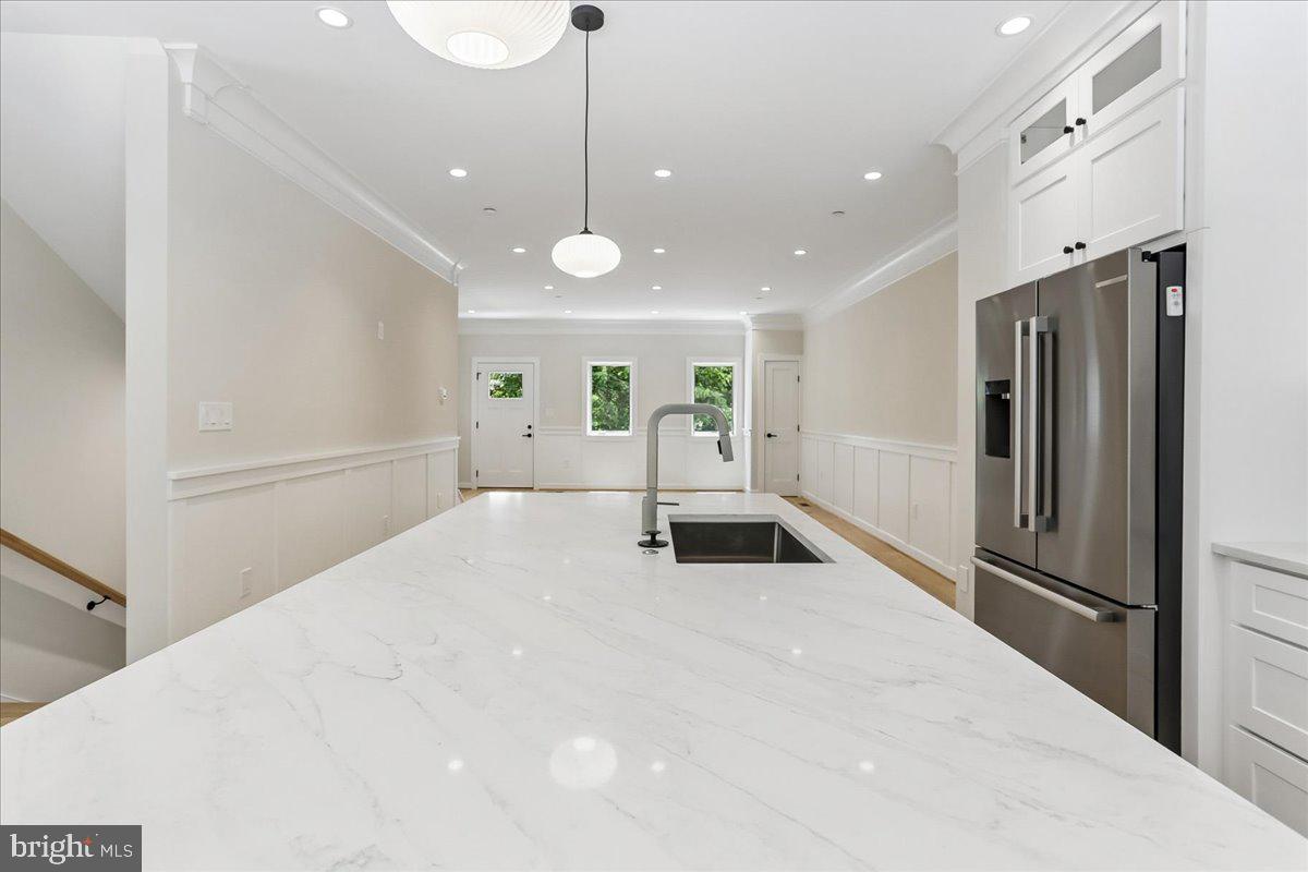 3929 Fulton Street Northwest, Unit A Washington, DC 20007 - Photo 15 of 79 Main Level Kitchen