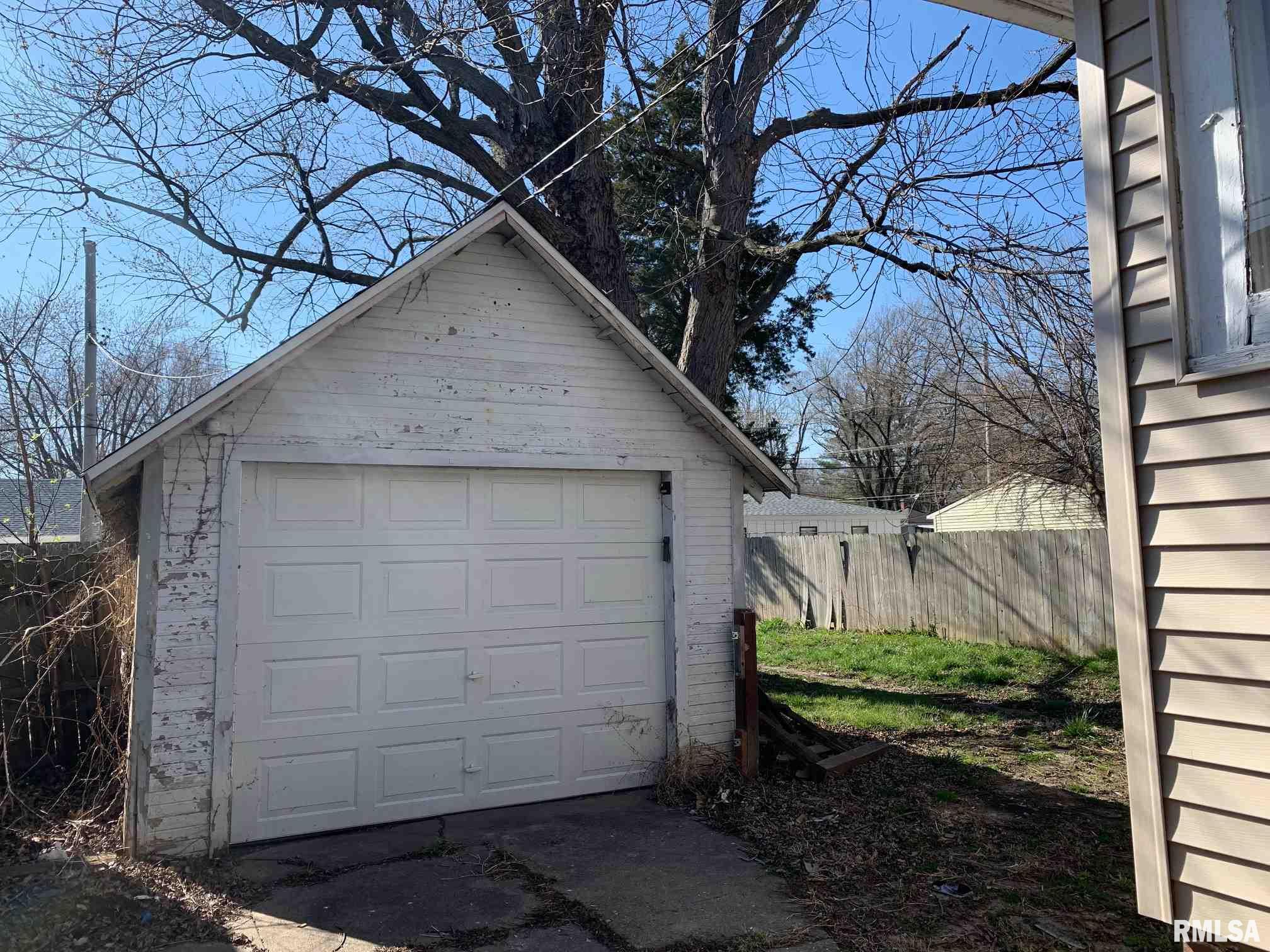 1223 North Poole Avenue Springfield, IL 62702 - Photo 15 of 16 Gallery Image 15