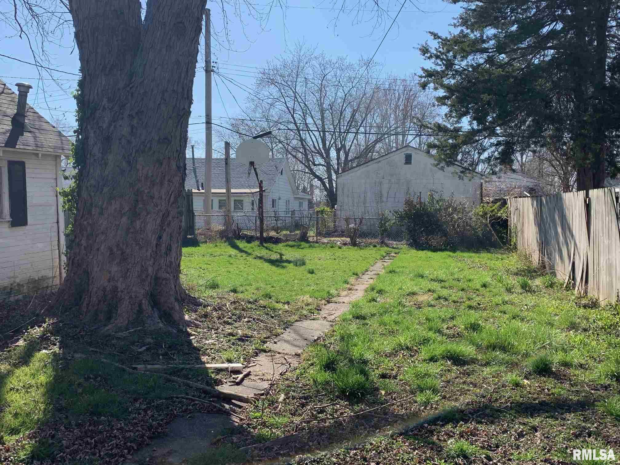 1223 North Poole Avenue Springfield, IL 62702 - Photo 16 of 16 Gallery Image 16
