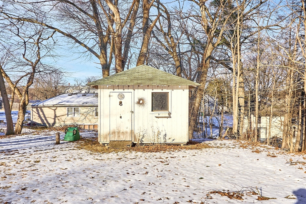 30 Spruce Street Clinton, MA 01510 - Photo 5 of 31 Gallery Image 5