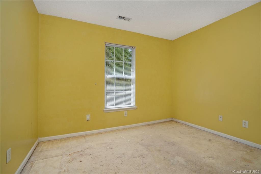 8401 Conner Ridge Lane Charlotte, NC 28269 - Photo 6 of 27