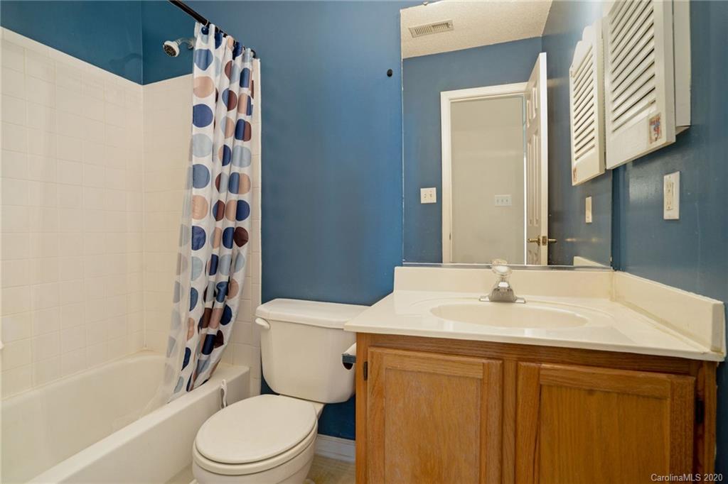 8401 Conner Ridge Lane Charlotte, NC 28269 - Photo 8 of 27