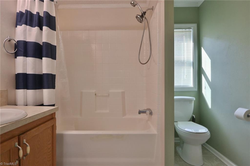 185 Eagle Hills Road Purlear, NC 28665 - Photo 34 of 49 Hall Full Bath