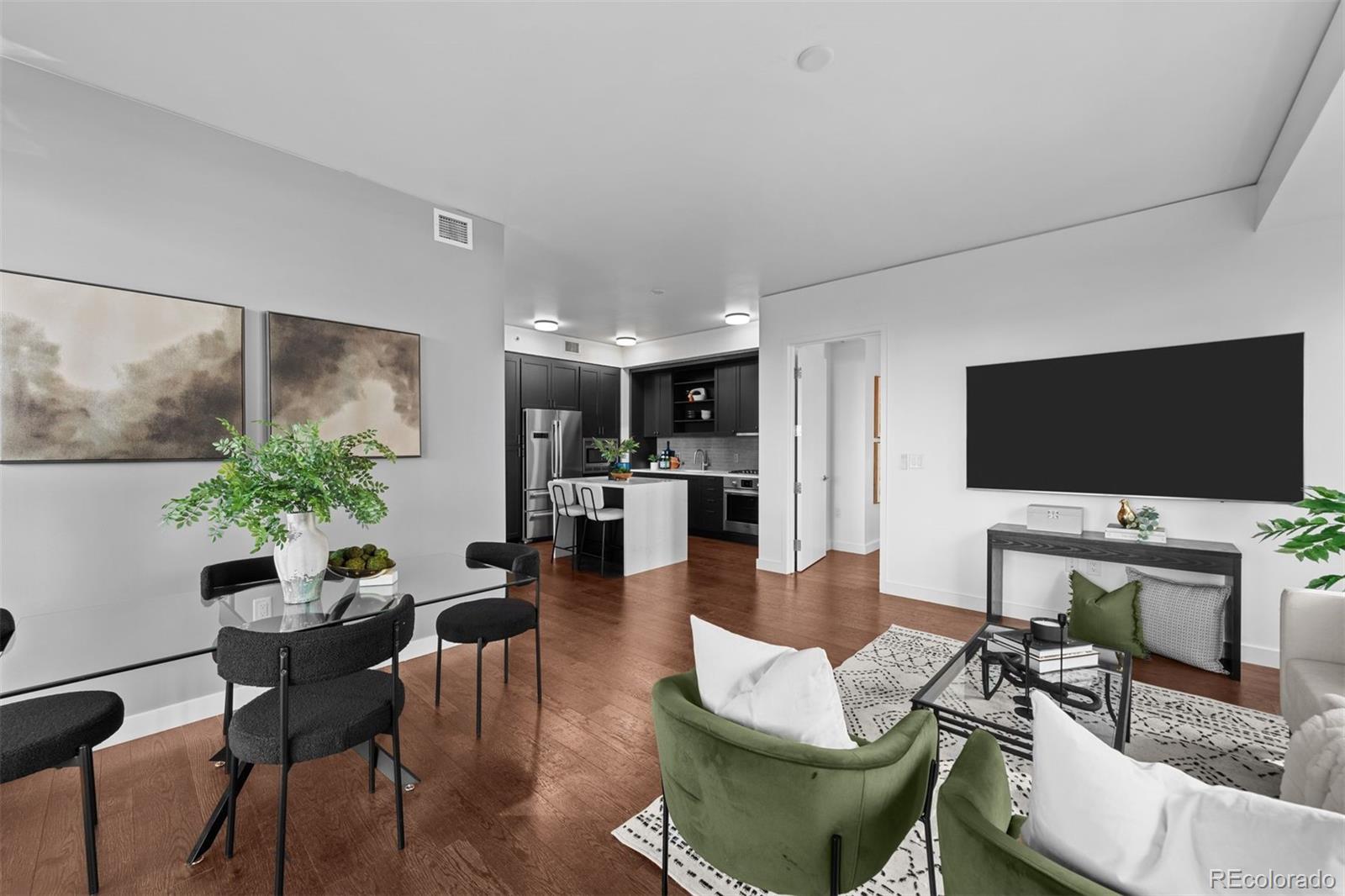 1750 Wewatta Street, Unit 401 Denver, CO 80202 - Photo 6 of 26