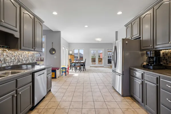 $637,000 | 1062 Kacie Drive, Pleasant View, TN 37146