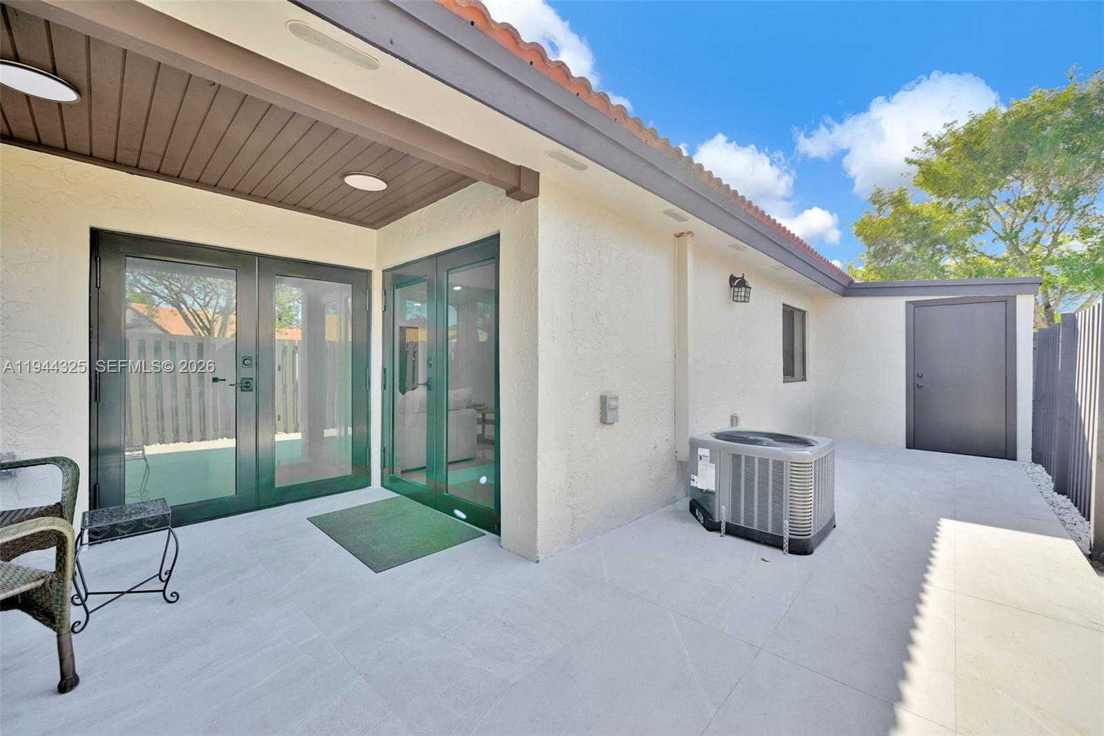 15217 Southwest 46th Lane, Unit G78 Miami, FL 33185 - Photo 5 of 29