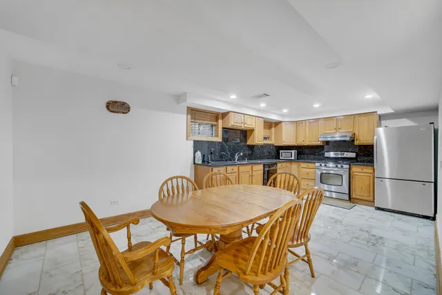 $6,000 | 9131 Delphia Street, Des Plaines, IL 60016