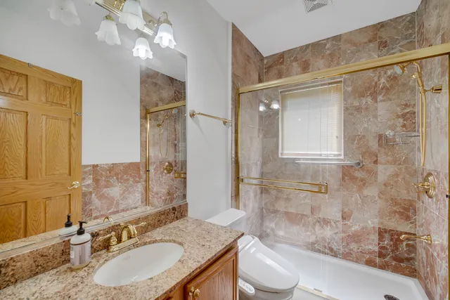 $6,000 | 9131 Delphia Street, Des Plaines, IL 60016