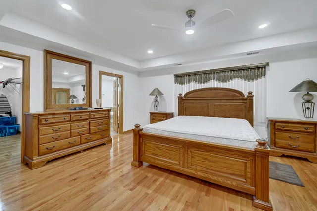 $6,000 | 9131 Delphia Street, Des Plaines, IL 60016