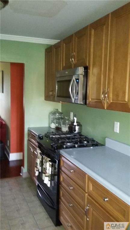 7 Savage Road Kendall Park, NJ 08824 - Photo 10 of 24 Gallery Image 10