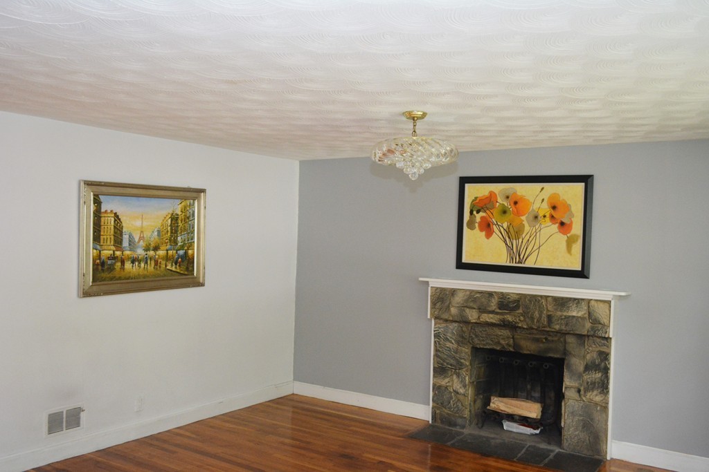 16 Worcester Road Sharon, MA 02067 - Photo 7 of 15 Gallery Image 7