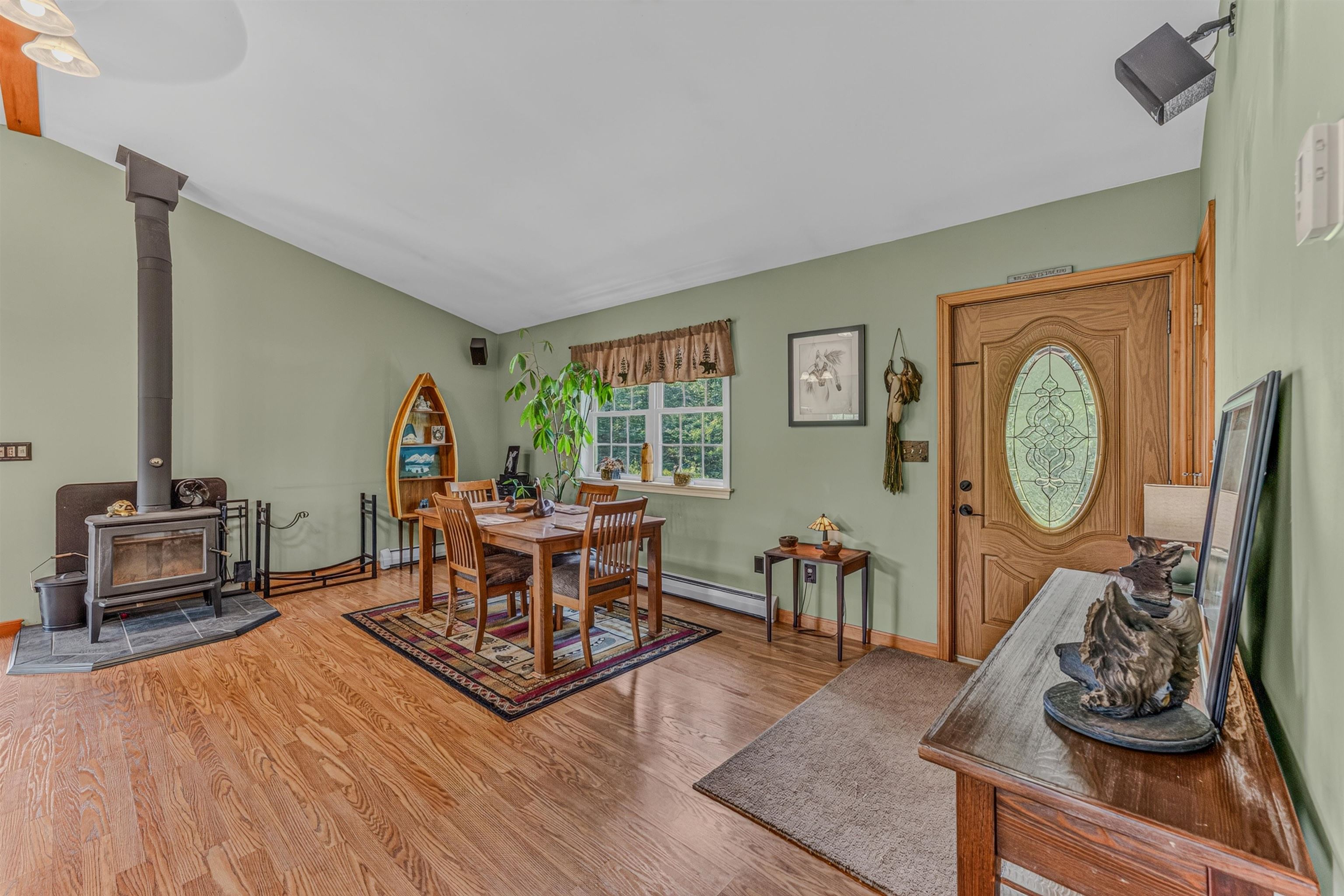 187 Whipple Road Jefferson, NH 03583 - Photo 13 of 46 Gallery Image 13