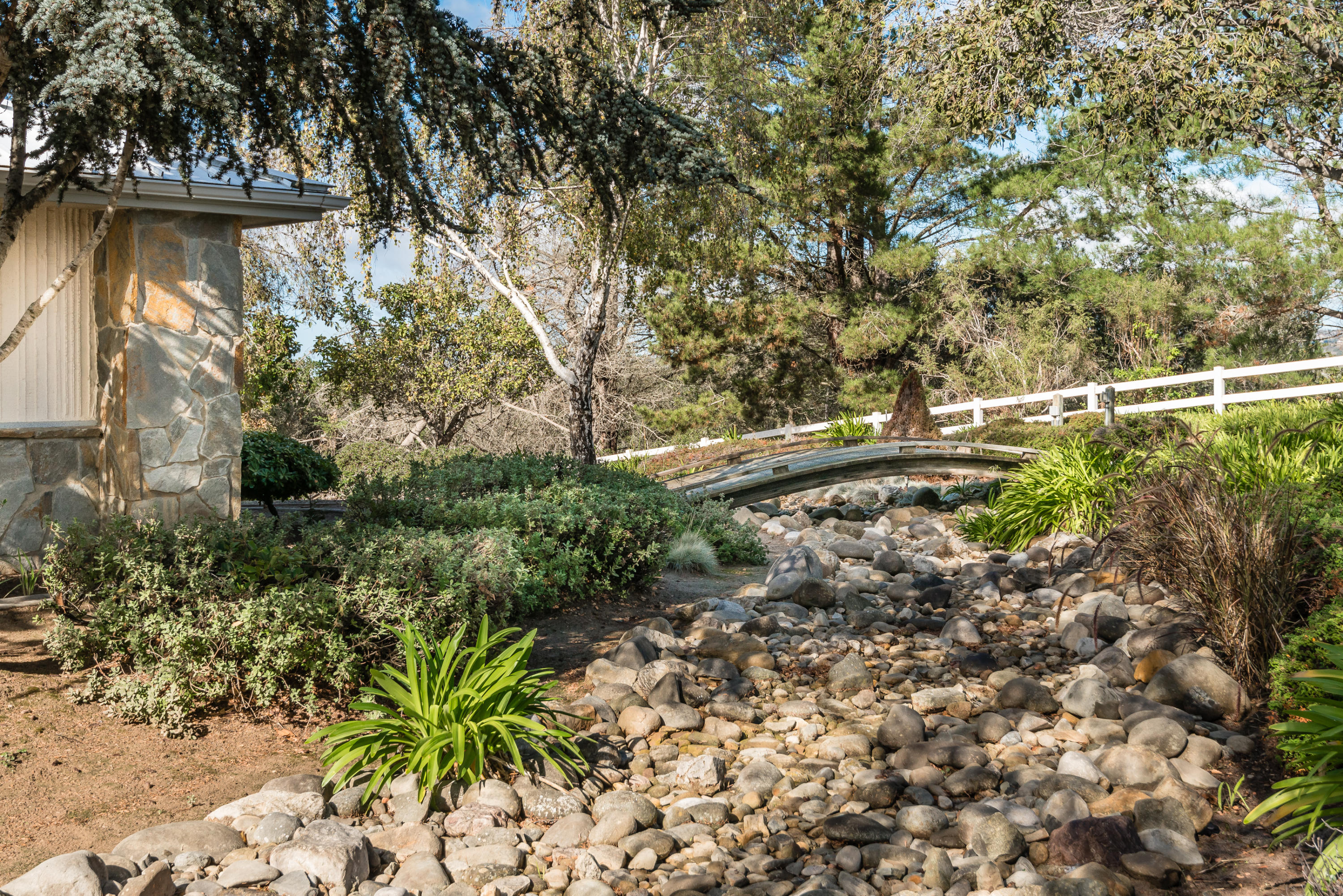 1815 Tularosa Road Lompoc, CA 93436 - Photo 33 of 35 a view of a yard with a large tree