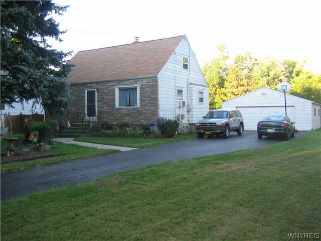 155 Ayer Road Amherst, NY 14221 - Photo 1 of 1 Exterior Front