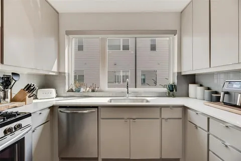 $449,000 | 4705 Bryan Street, Unit 302, Dallas, TX 75204