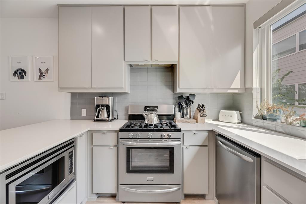 4705 Bryan Street, Unit 302 Dallas, TX 75204 - Photo 12 of 24