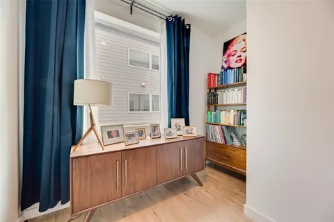 $449,000 | 4705 Bryan Street, Unit 302, Dallas, TX 75204