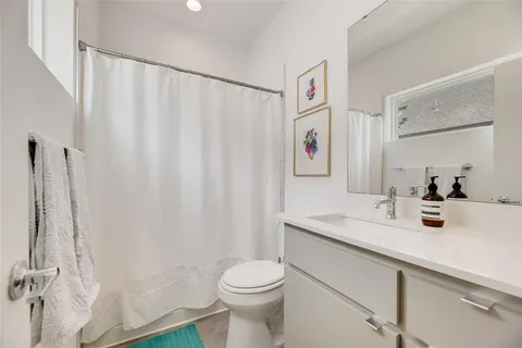 $449,000 | 4705 Bryan Street, Unit 302, Dallas, TX 75204