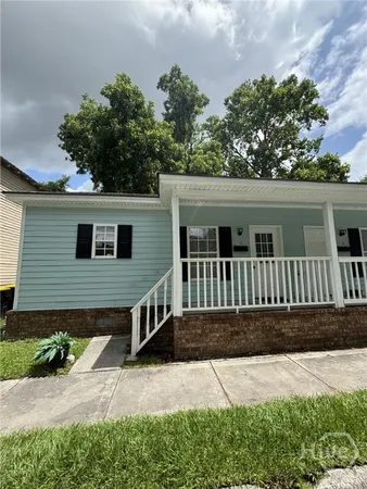 $2,200 | 1126 Collins Street, Savannah, GA 31404