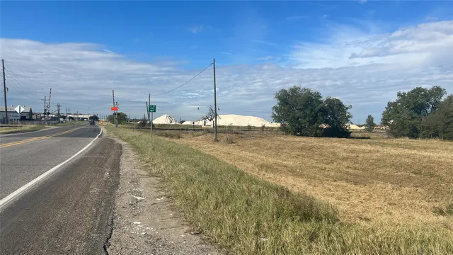 $349,000 | 9854 Farm To Market Road 379, Navasota, TX 77868