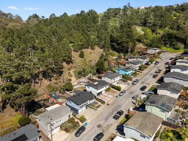 $1,175,000 | 1135 Valencia Way, Pacifica, CA 94044