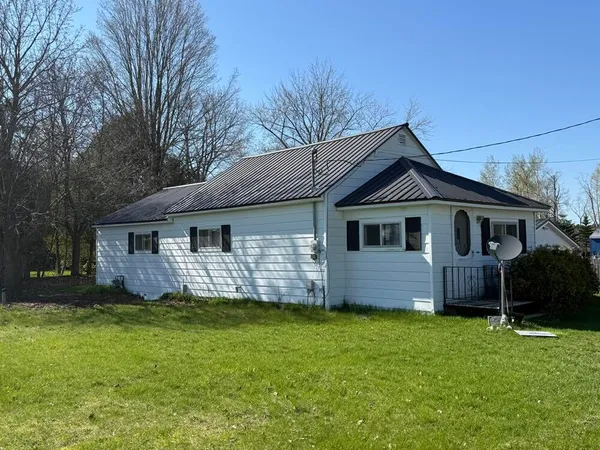 $99,000 | 19789 30th Avenue, Barryton, MI 49305
