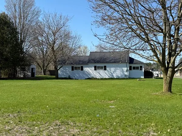 $99,000 | 19789 30th Avenue, Barryton, MI 49305