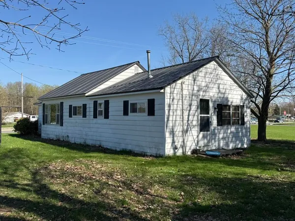 $99,000 | 19789 30th Avenue, Barryton, MI 49305