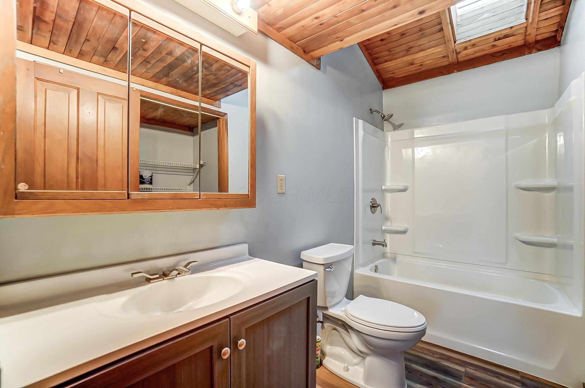 20700 Raymond Road Marysville, OH 43040 - Photo 23 of 50 1st floor bath