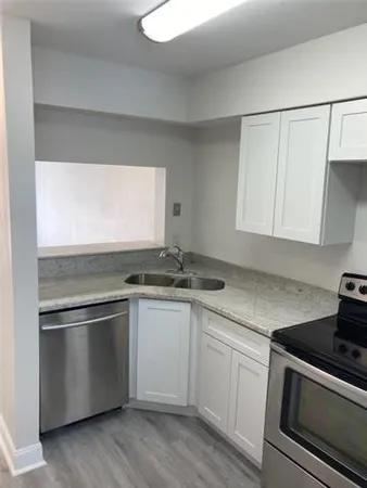 $1,200 | 4754 Pontchartrain Drive, Unit 9, Slidell, LA 70458