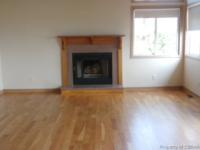 9144 Stump Point Road Hayes, VA 23072 - Photo 7 of 11